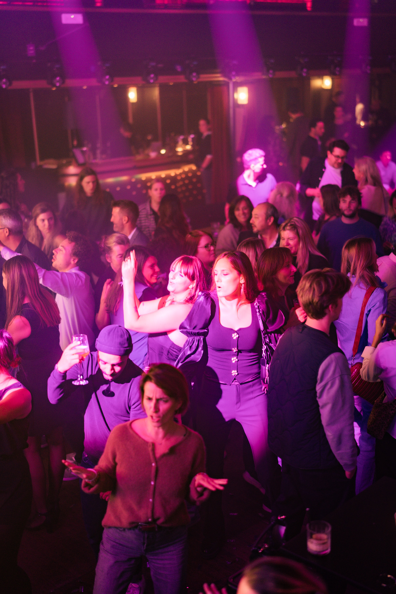 avond 40 jaar Galerie Foto's RMB dans feest groep