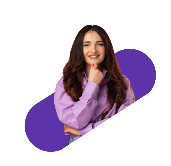 smiling woman in front, resting her hand on her chin