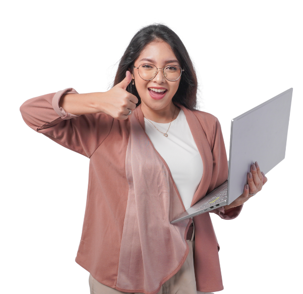 glimlachende vrouw met duim omhoog en laptop