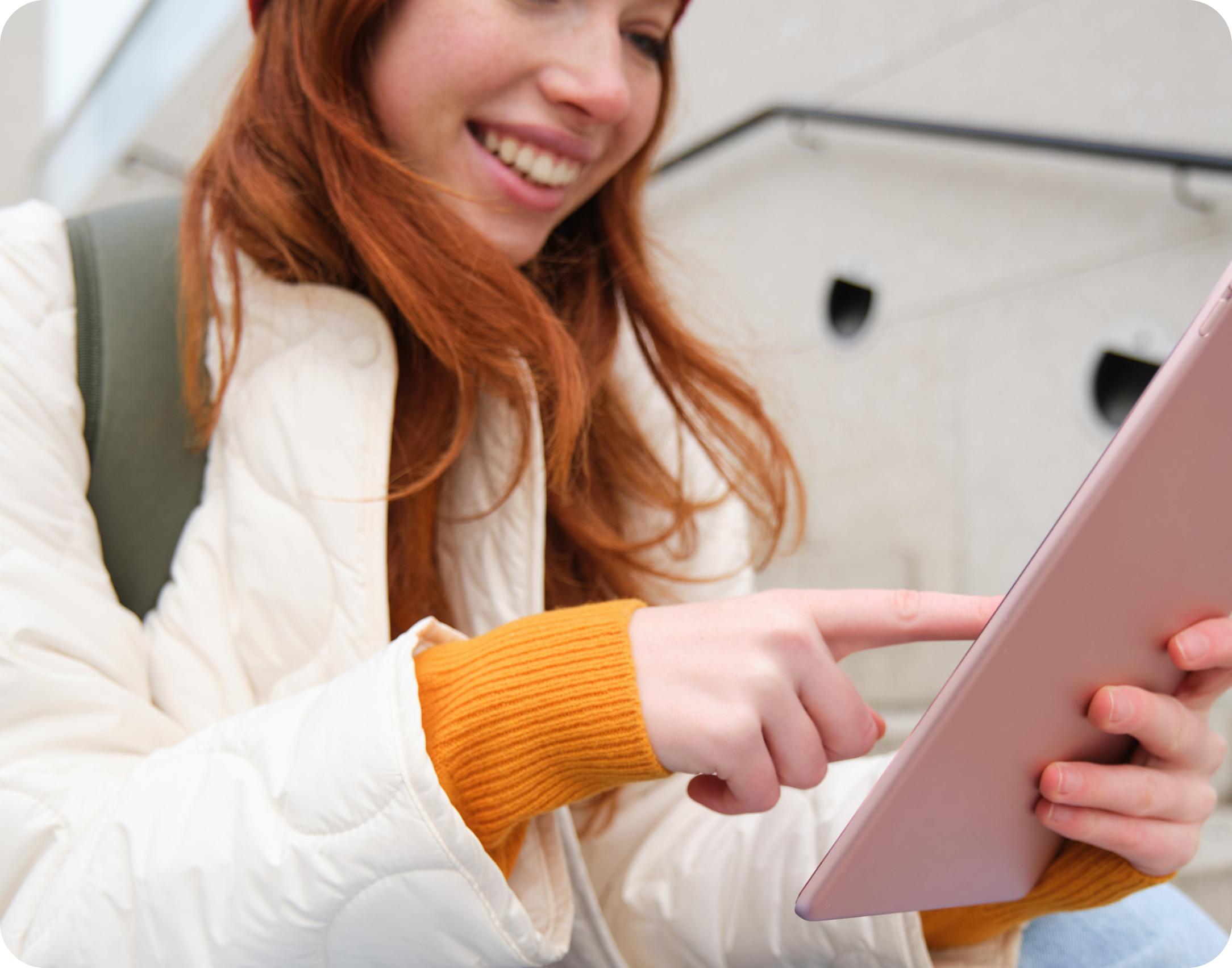 meisje op een tablet